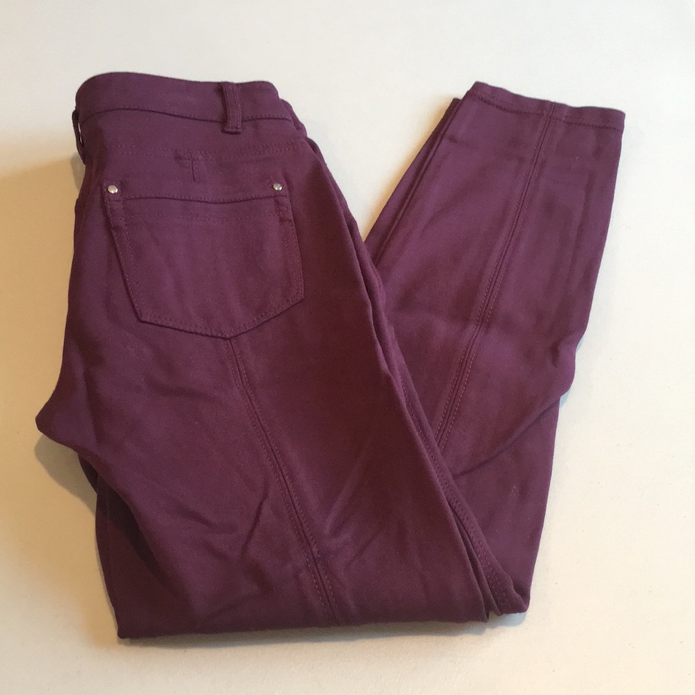 White House Black Market stretch skinny pants